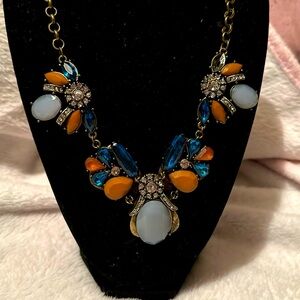Statement necklace